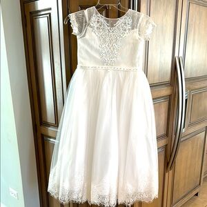 Elegant White Lace Kids Dress